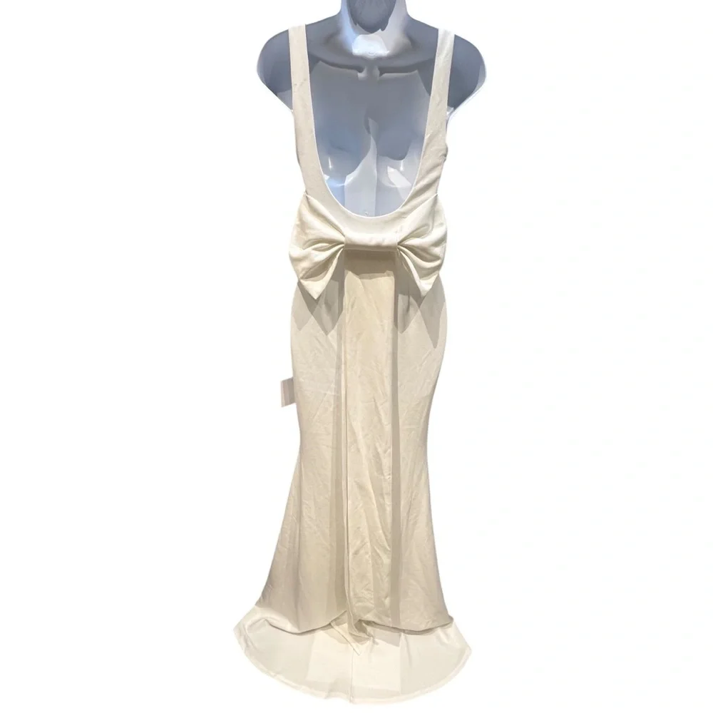 Lulus Loving Fate White Bow Square Neck Backless Maxi Dress Size XS NWT - Picture 11 of 16